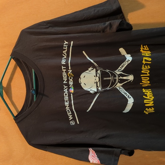 NHL hockey t-shirt "Wednesday Night Rivalry"2014-15 tour - Picture 1 of 7